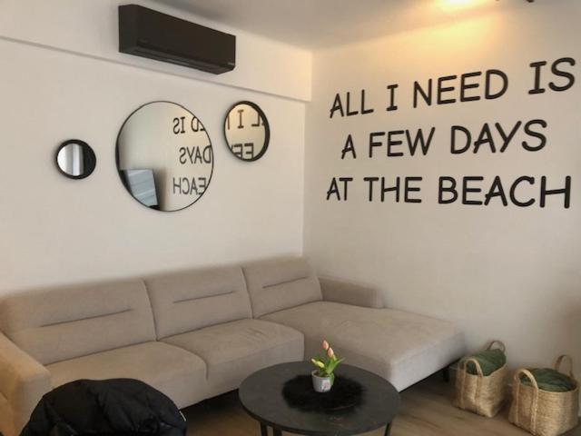Helios Apartment Кноке-Хайст Екстериор снимка