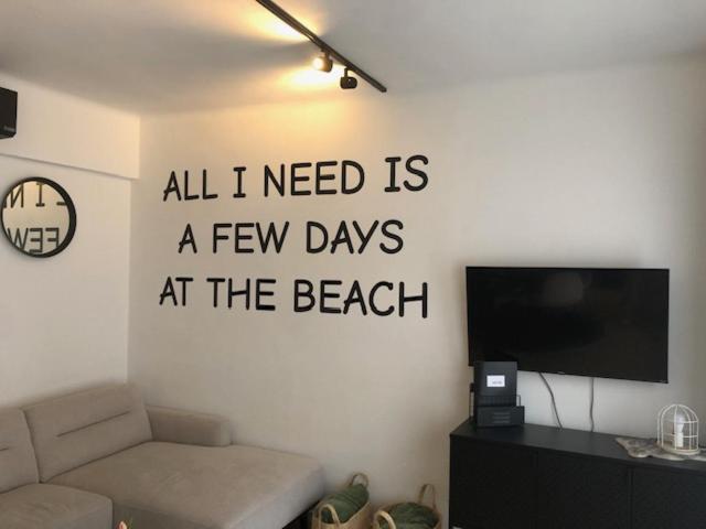 Helios Apartment Кноке-Хайст Екстериор снимка