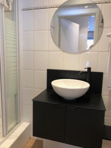 Helios Apartment Кноке-Хайст Екстериор снимка